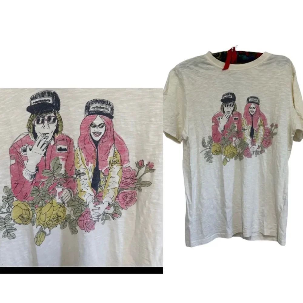 Under Two Flags Cotton Round Neck Short Sleeve Graphic T-Shirt Tee Cream Small